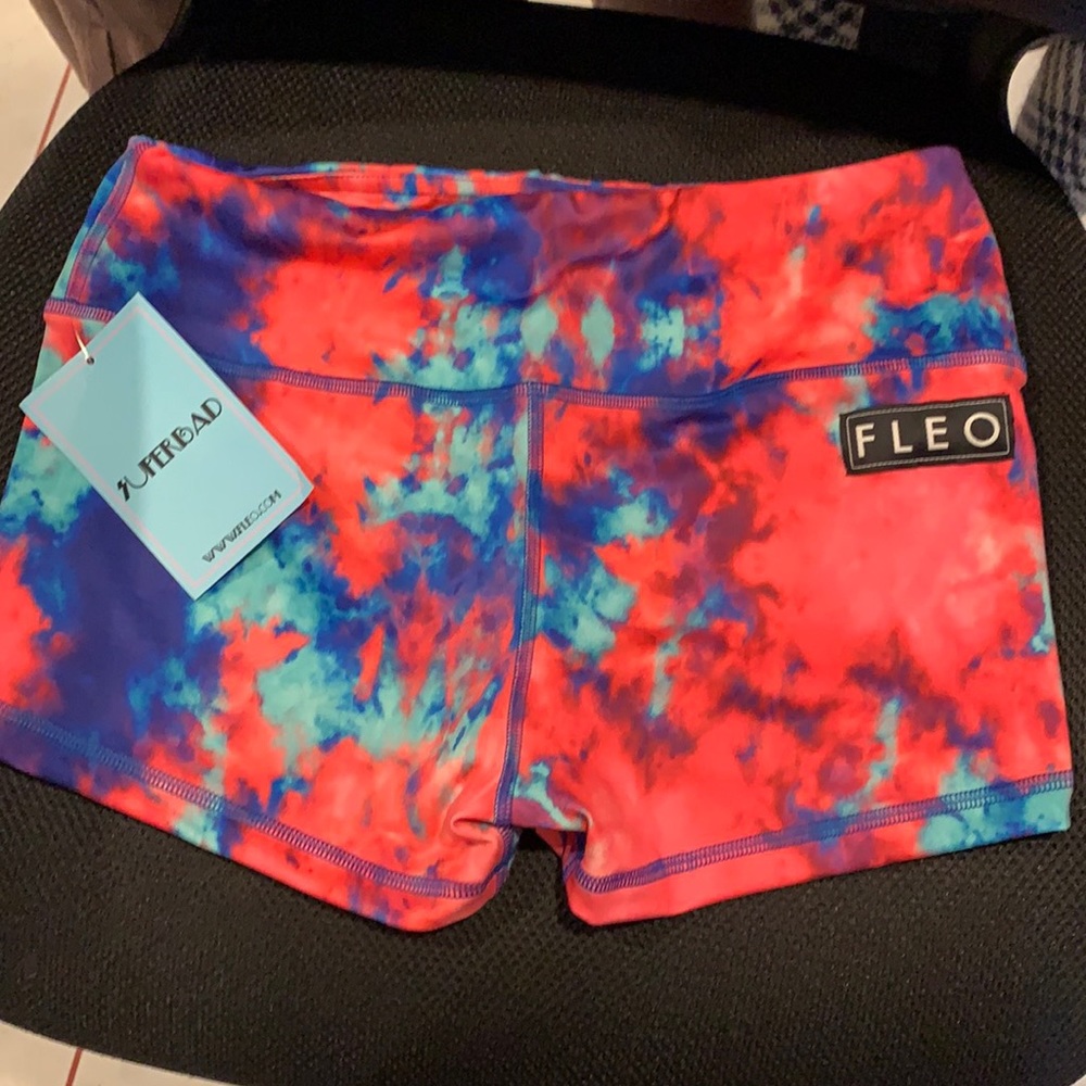 NWT Candy Floss fleos